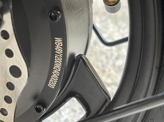 صورة سكوتر أبو سلة بسرعة 55 كيلومتر 1200 واط 48 فولت